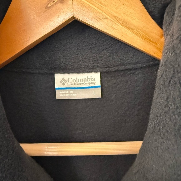 Columbia Charcoal Fleece Vest - Picture 2 of 5